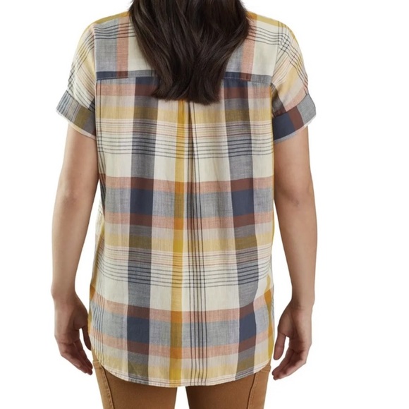 NWT Carhartt lightweight short sleeve button down size M - Picture 2 of 5